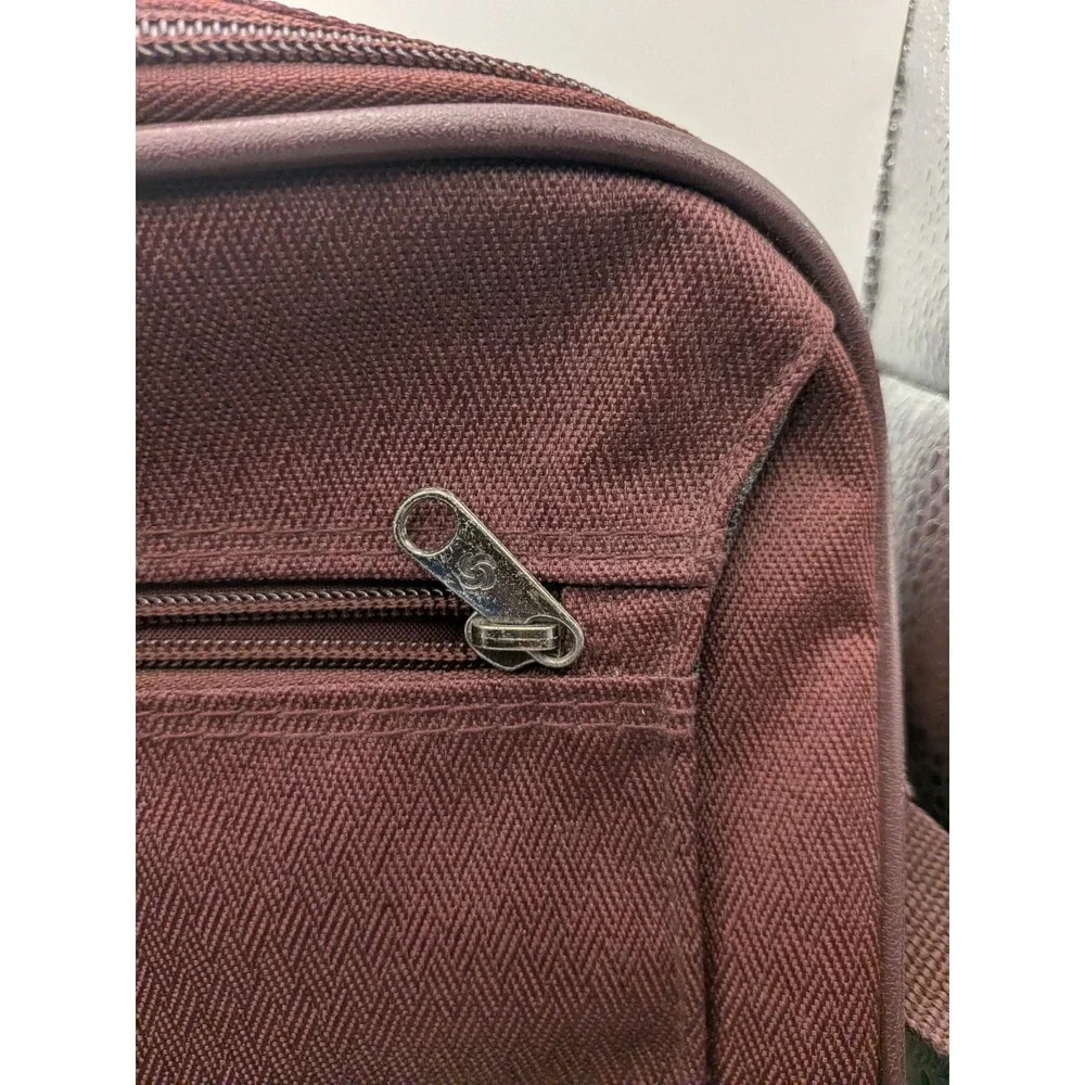 Samsonite Easy Going Brown Nylon Overnight Bag Soft Zip-Around Adjustable Strap